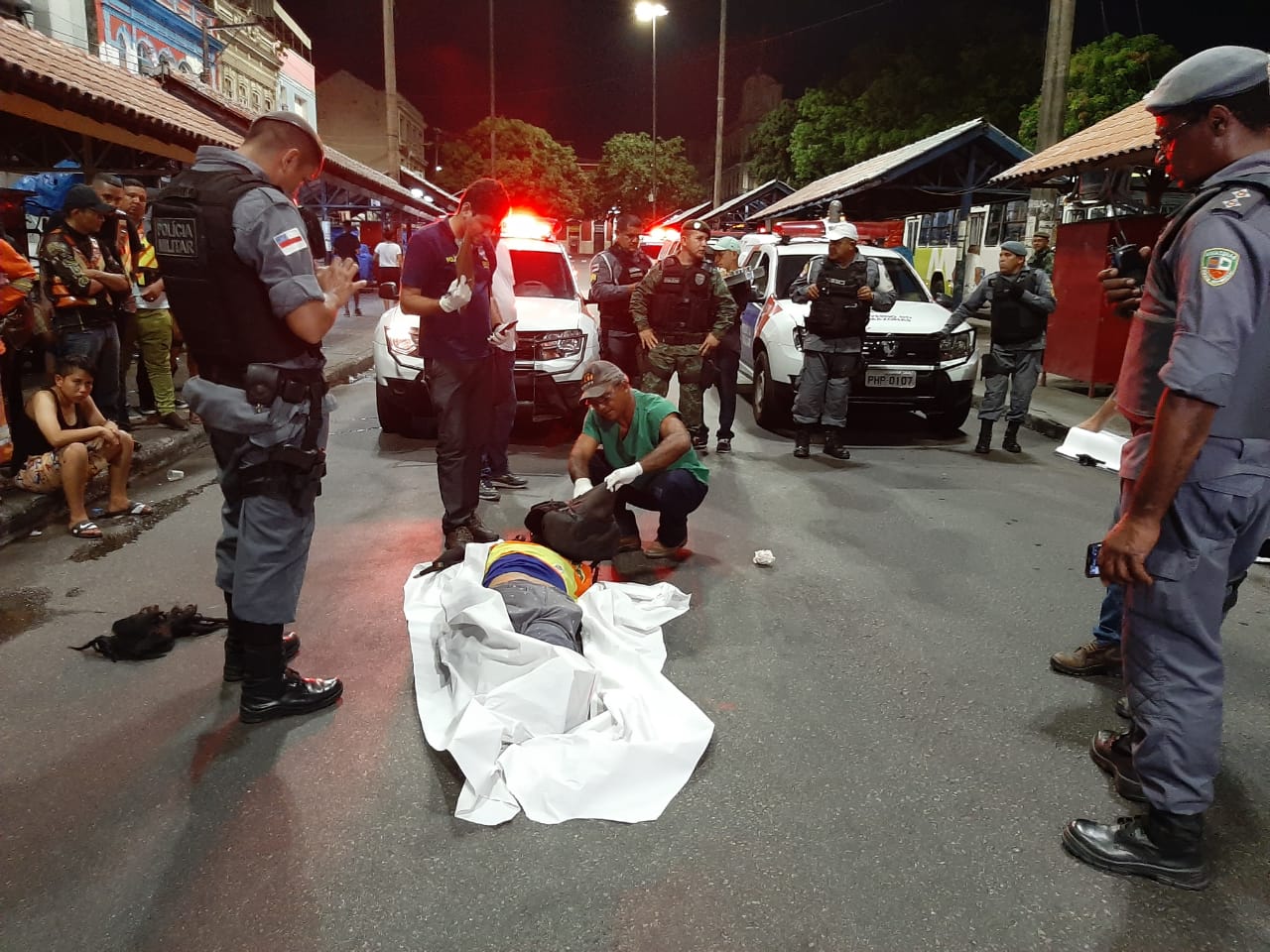 Vendedor de peixe é morto após discussão no terminal da Matriz, em Manaus 