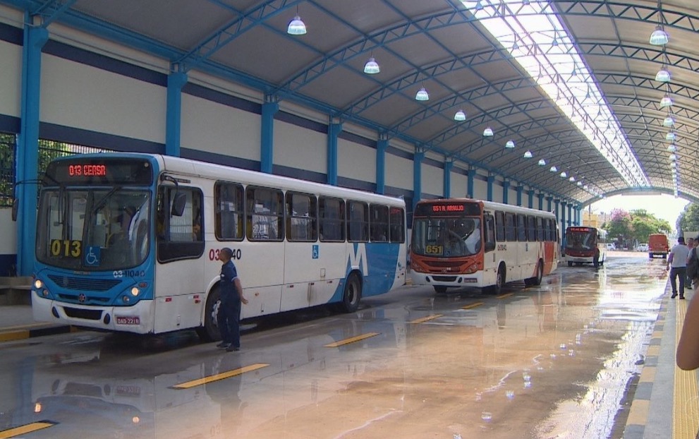 Transporte coletivo em Manaus está com frota reduzida nesta segunda-feira 