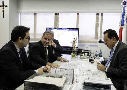 TJ do Amazonas implanta medida que reduz prazo de sentença em processos