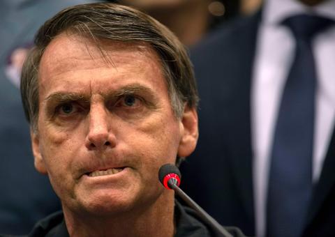 Viagem de Bolsonaro a Nova York depende de aval médico