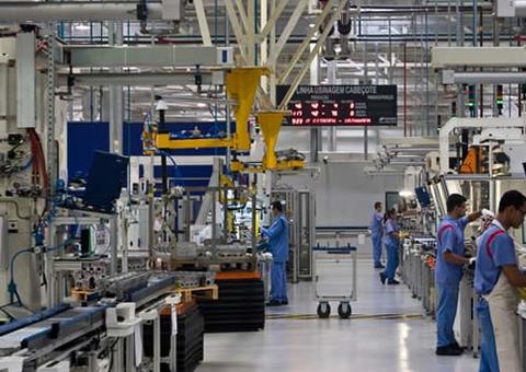 Segmento industrial mantém índice de confiança acima da média, diz CNI