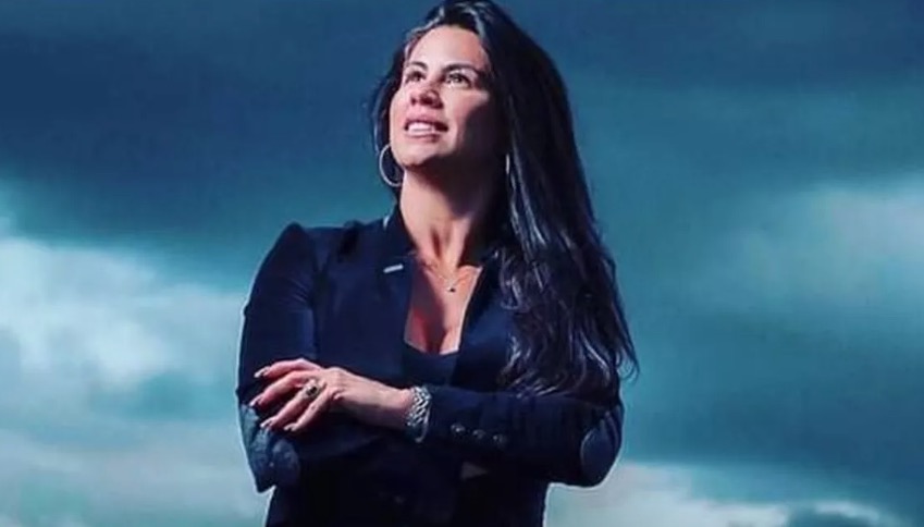 Cantora gospel e esposa de ex-jogador do Ceará morre após lipoaspiração