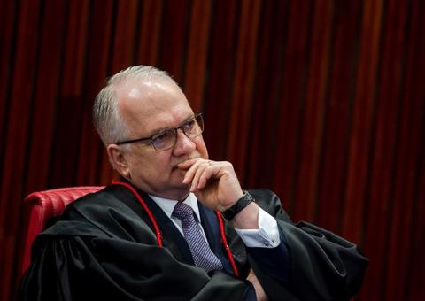 Fachin vota contra tese que pode anular condenações da Lava Jato