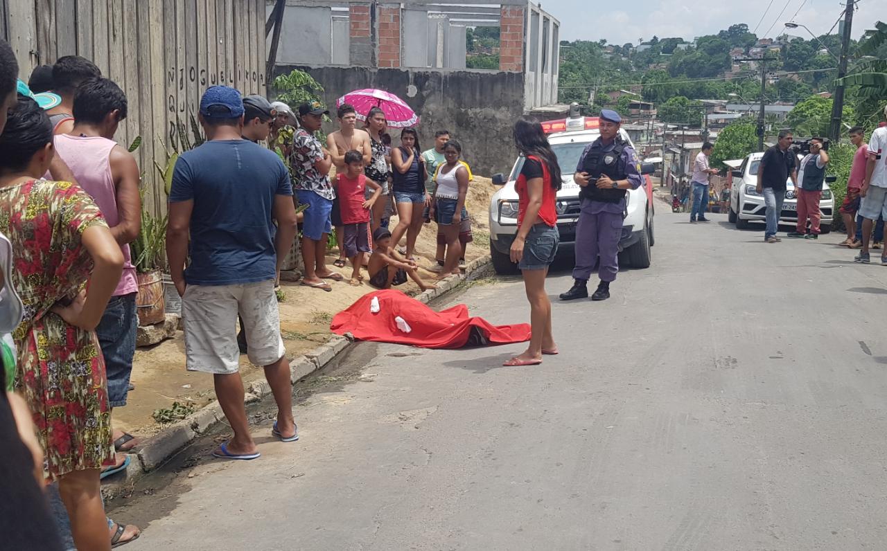 Pedreiro é morto com tiros na cabeça por pistoleiros em Manaus 