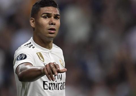 Casa de Casemiro é assaltada durante jogo do Real; mulher e filha do atleta estavam no local