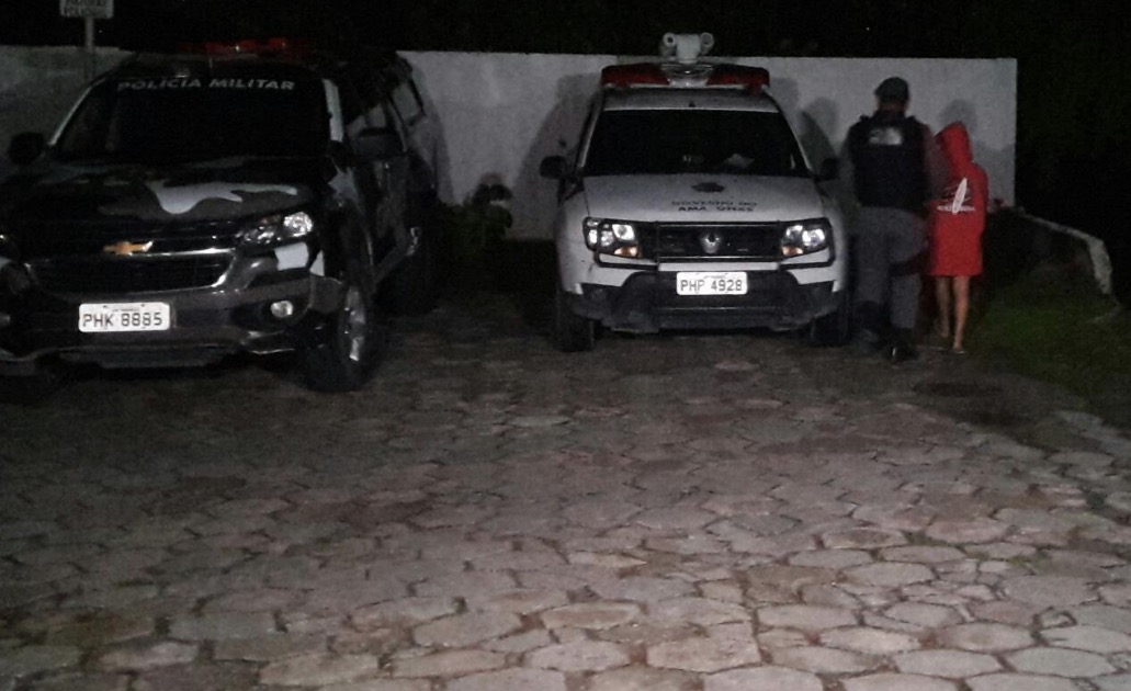 Abalada, menina Sádia estava com fome e foi sozinha até a polícia  