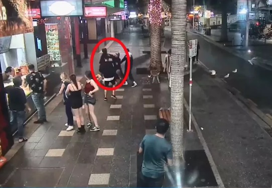 Brasileiro é internado em coma após levar soco no rosto na Austrália