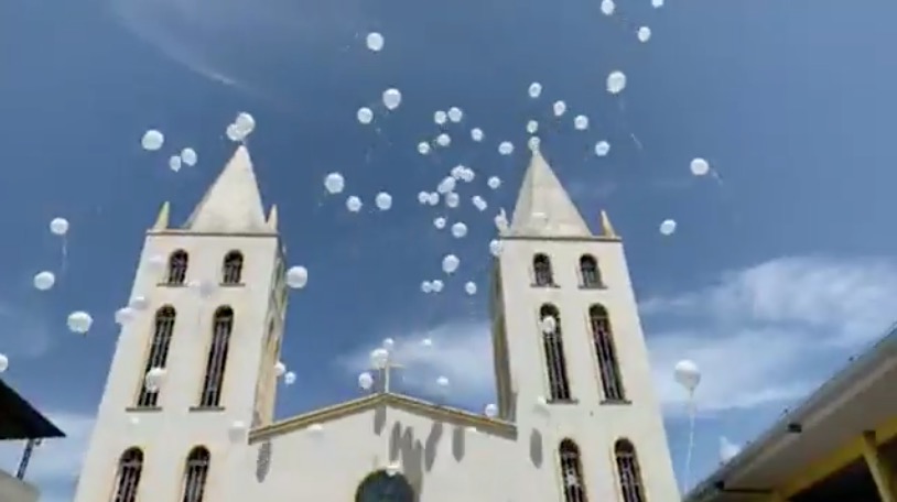 Caso Flávio: Familiares de engenheiro assassinado realizam missa de sétimo dia em Manaus