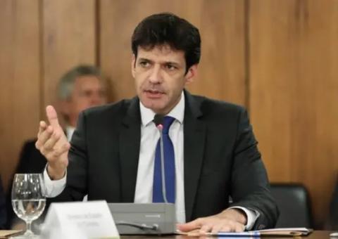 ‘Por que me afastaria?’, diz ministro do Turismo denunciado por candidaturas laranjas