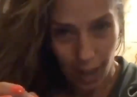 Adriane Galisteu tem Whatsapp hackeado: 'Se passando por mim pedindo dinheiro'