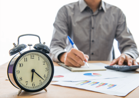 Sem poder compensar hora extra de servidora União é condenada a pagar em dinheiro