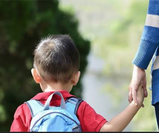 Mulheres vítimas de violência têm prioridade na matrícula dos filhos