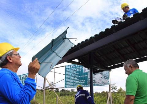 Abrigos para usuários de ônibus vão ser reformados em Manaus