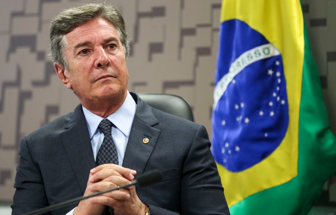 Fachin retira sigilo de decisão que autorizou buscas em endereços de Collor