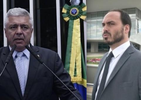 Carlos Bolsonaro e Major Olimpio trocam insultos nas redes sociais