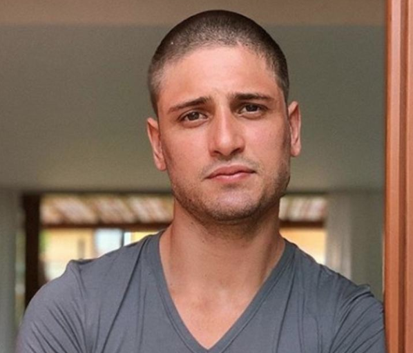 Daniel Rocha comenta sobre fim do casamento de apenas seis meses 