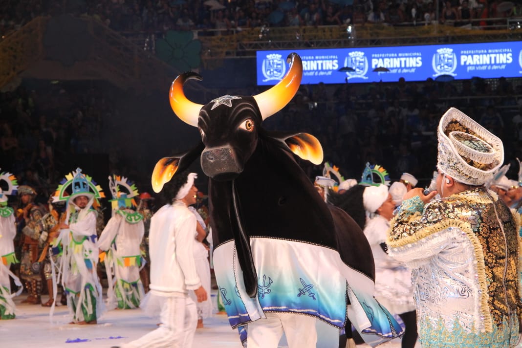 Boi Caprichoso celebra 106 anos com missa, anúncio de diretoria e conselho de artes