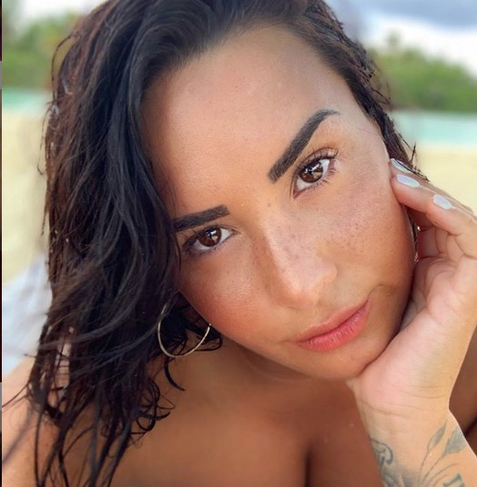 Demi Lovato tem supostos nudes vazados via Snapchat