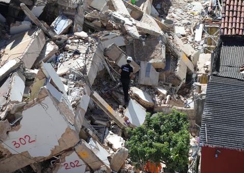 Corpo de cuidador de idosos é encontrado entre destroços do Edifício Andrea 