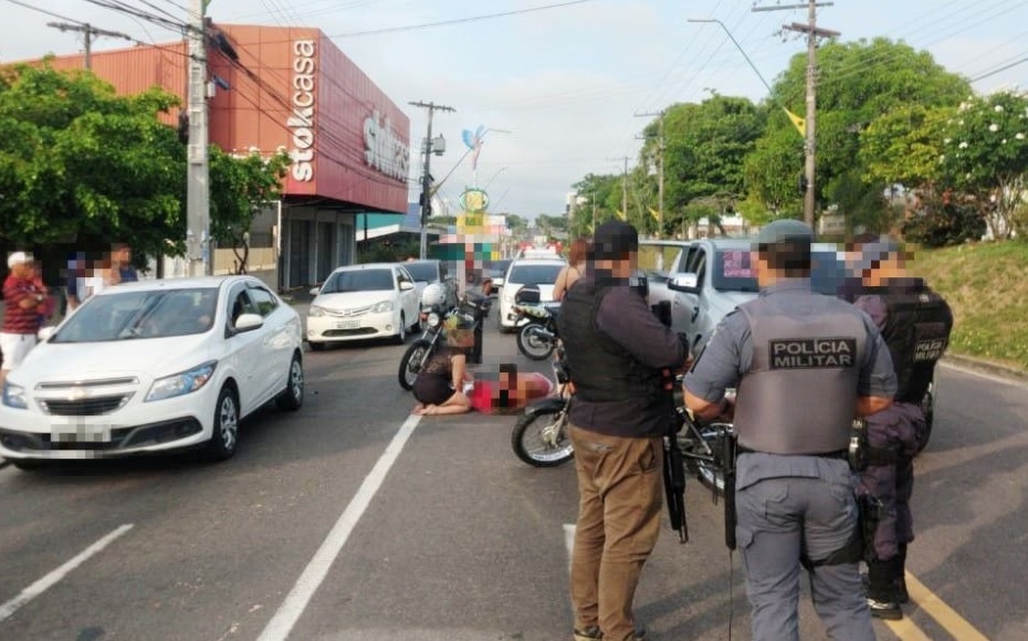 Em Manaus, homem fica ferido em acidente grave na av. Pedro Teixeira