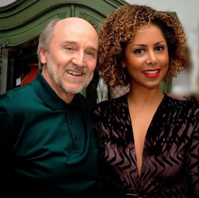 Separados, Valéria Valenssa e Hans Donner ainda moram juntos