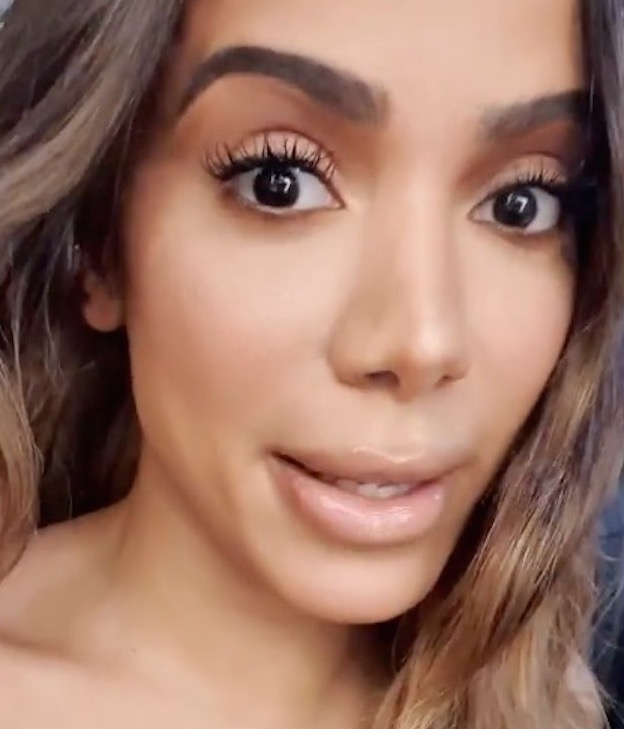 DNA dá positivo e Anitta confirma que tem novo irmão