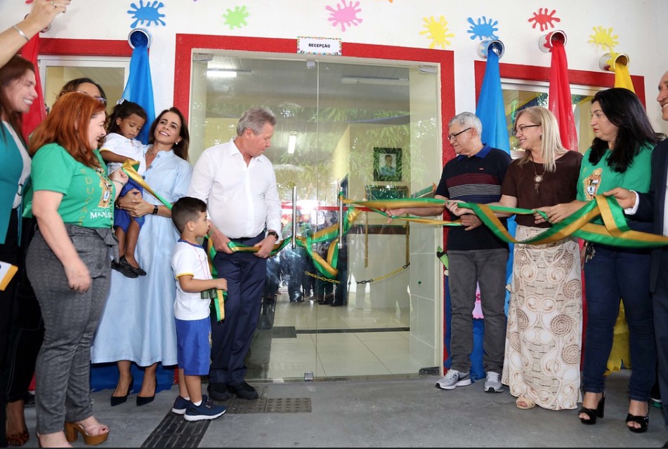Prefeito Arthur Virgílio entrega 20ª creche à população 