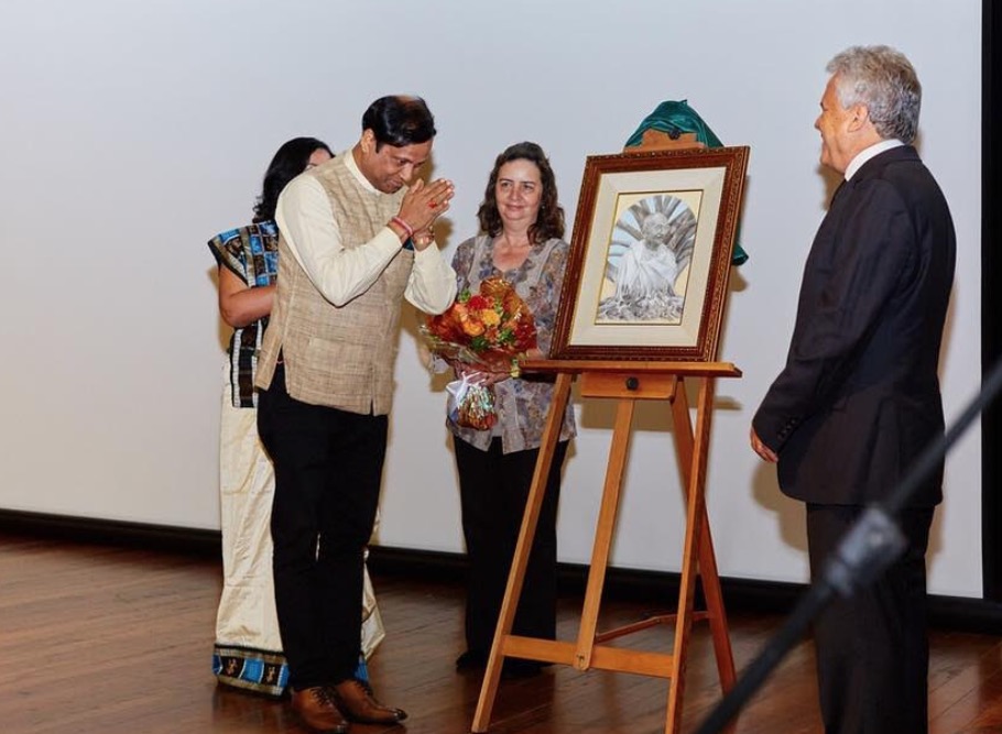 Nova Acrópole e Embaixada da Índia promovem evento em celebração ao Mahatma Gandhi