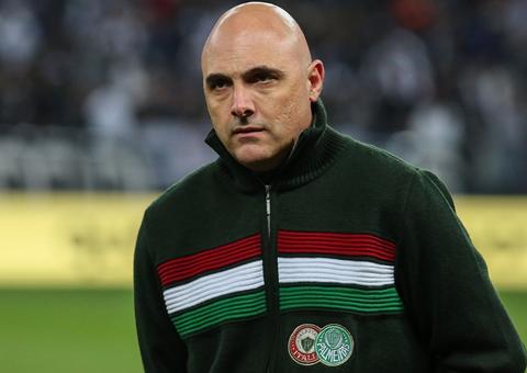 Presidente do Palmeiras é suspenso por 15 dias por criticar VAR