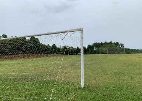  Raio mata 1 e deixa 14 feridos durante jogo de futebol