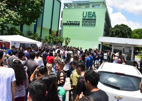 UEA aplica provas do Vestibular e SIS no Amazonas e gabarito sai amanhã