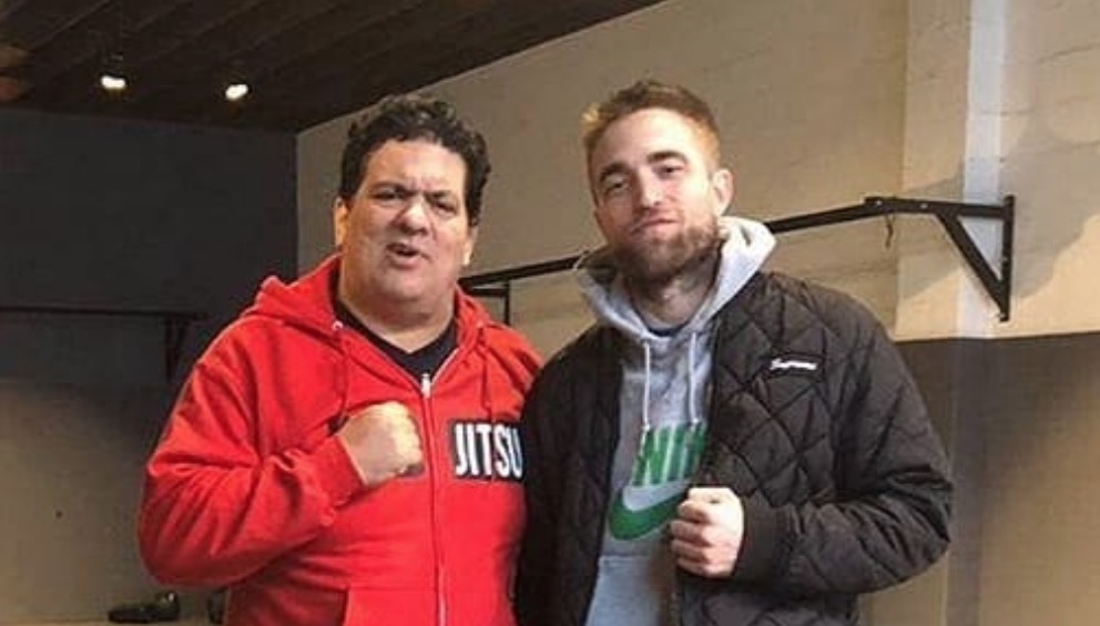 Próximo Batman, Robert Pattinson conta com treinador brasileiro