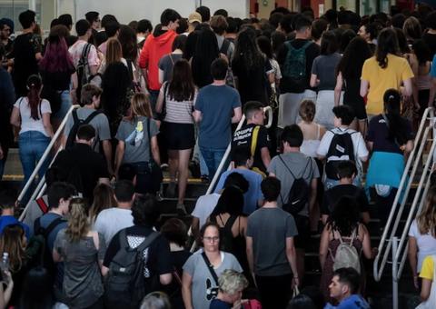 Aplicador do Enem teria vazado foto da prova, diz ministro