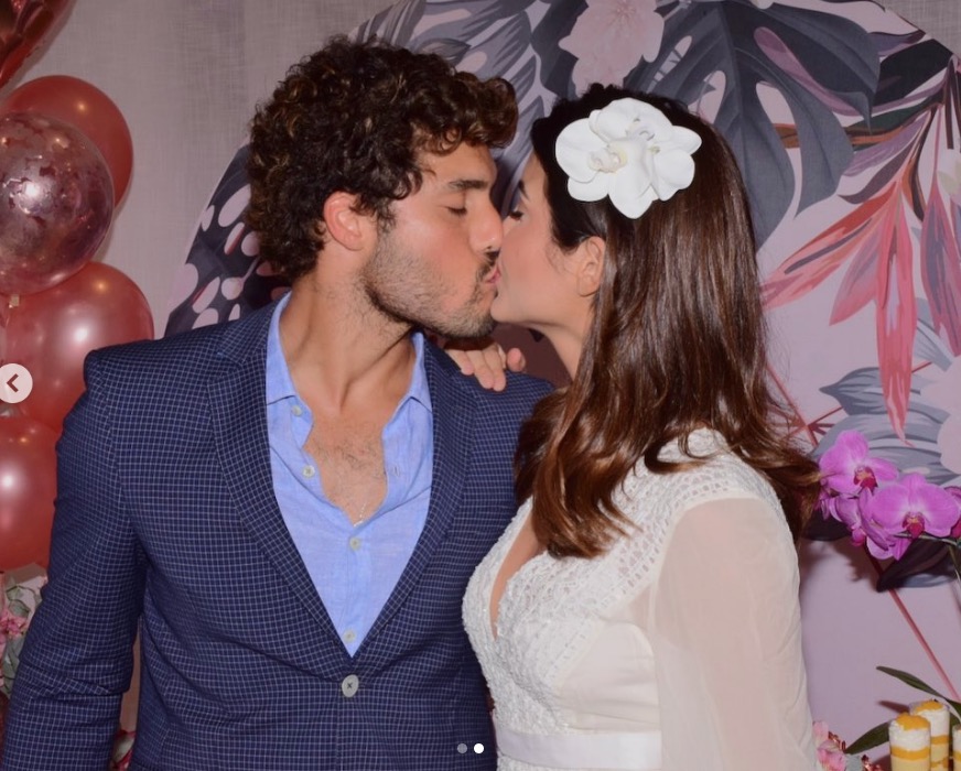 Letícia Almeida fica noiva de empresário ricaço; veja fotos