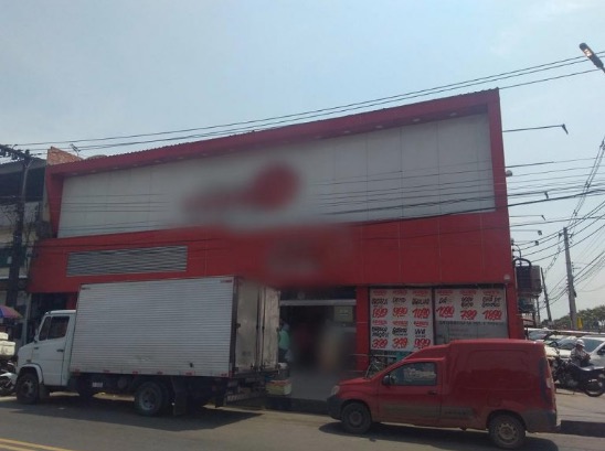 Restaurante de comida japonesa é flagrado com ‘gato’ de energia em Manaus