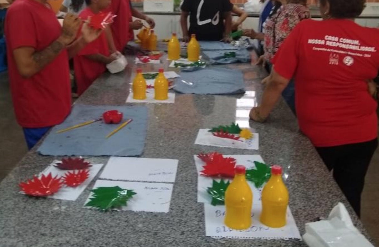 Internos do sistema socioeducativo participam de cursos de reciclagem em Manaus 