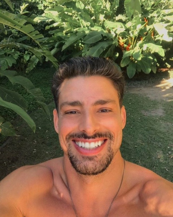 Cauã Reymond faz pausa na carreira para ter mais tempo com a filha