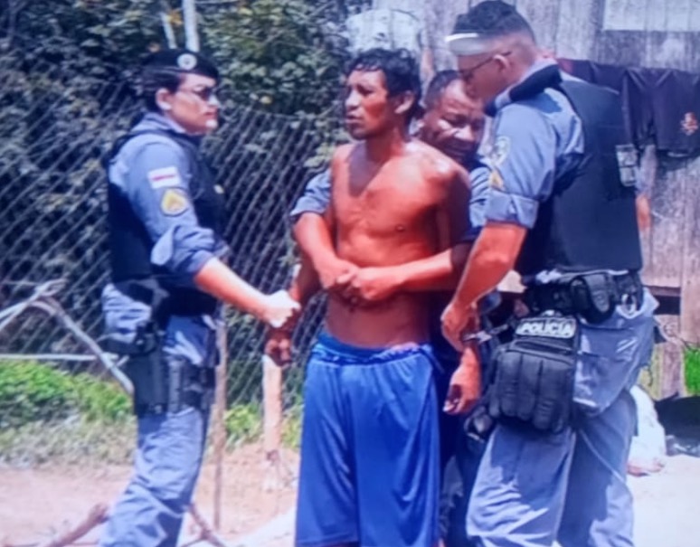 Pai é preso ao ser flagrado dando bebida alcóolica para crianças no Amazonas