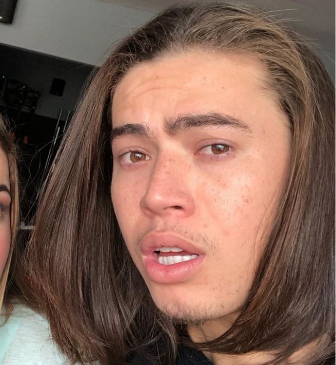 Whindersson Nunes ganha ‘irmã’ e corpão da gata impressiona, veja fotos 