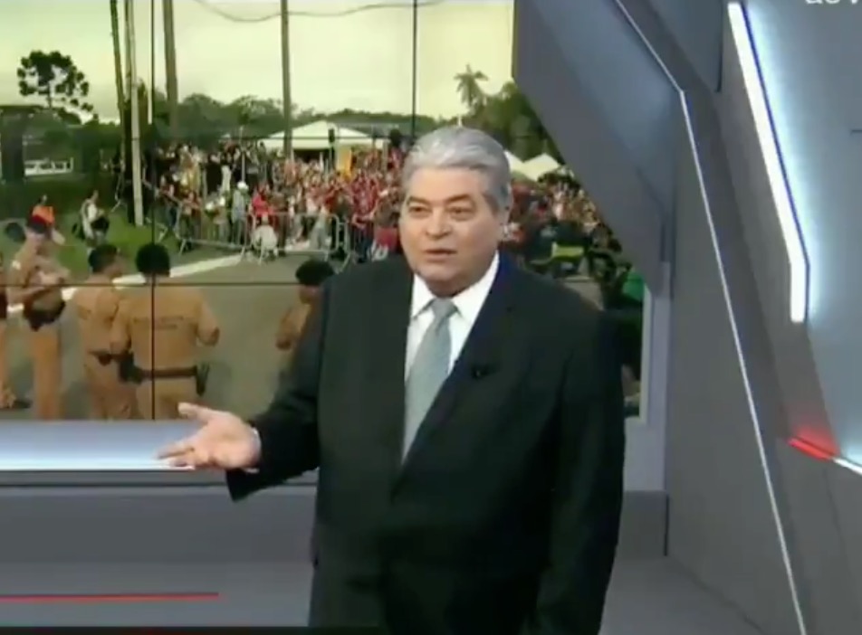 Datena questiona se Lula foi preso para não se candidatar e dá o que falar na web 