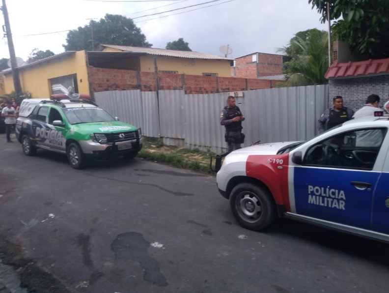Homem morre ao tentar defender a ex das agressões do atual namorado em Manaus