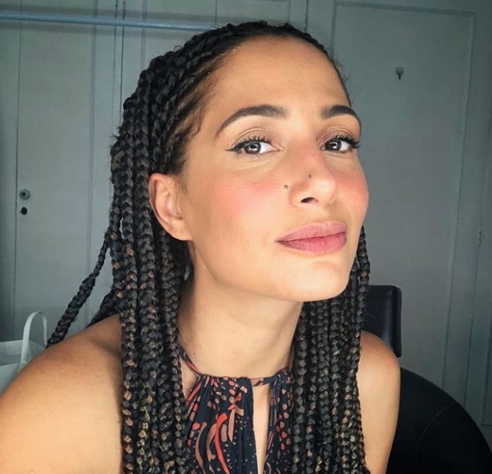 Camila Pitanga está namorando mulher misteriosa 