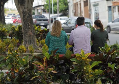 Praça de Manaus ganha paisagismo em parceria público-privada