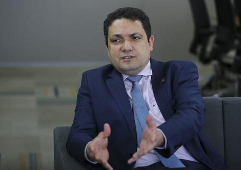 Presidente da Capes quer reajustar bolsas de doutorado em 2020