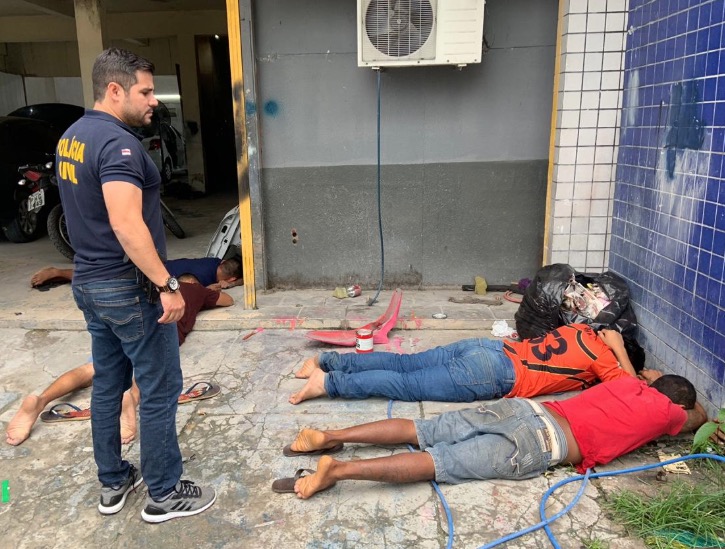 Em Manaus, polícia prende 'Peruano' e desmantela oficina de clonagem de veículos