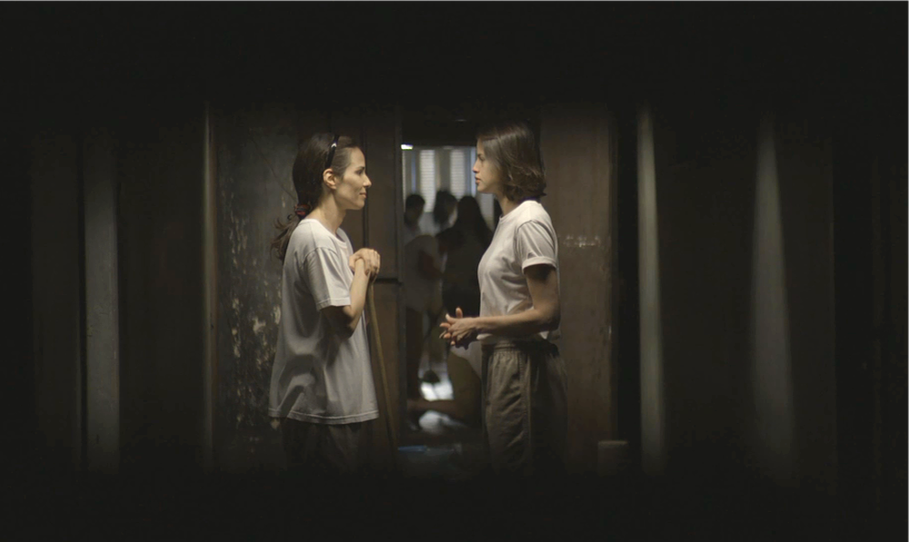 Ana Furtado estreia em ‘A Dona do Pedaço’ e web pira: 'Tá substituindo quem?'