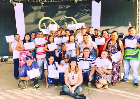 No Amazonas, Sepror faz capacitação em produção de mandioca e piscicultura