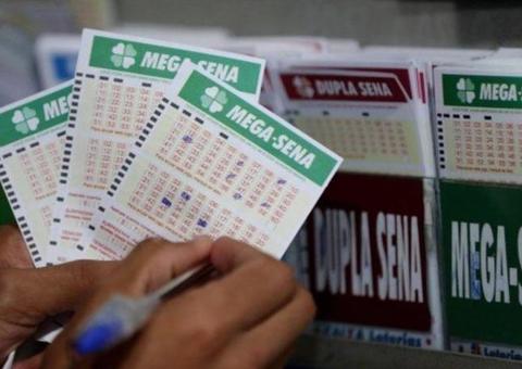  Mega-sena pode premiar com R$ 14,2 milhões nesta quarta-feira 