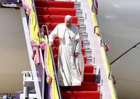 Papa Francisco chega a Tailândia, primeiro destino da visita à Ásia