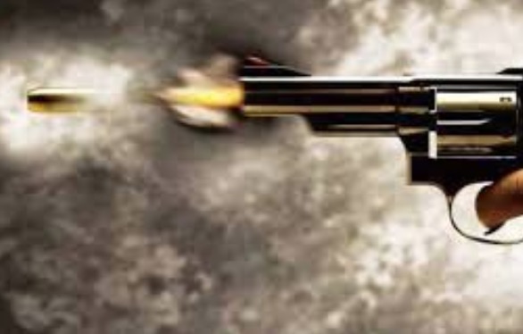 Em Manaus, jovem leva tiro no rosto em plena luz do dia em comunidade